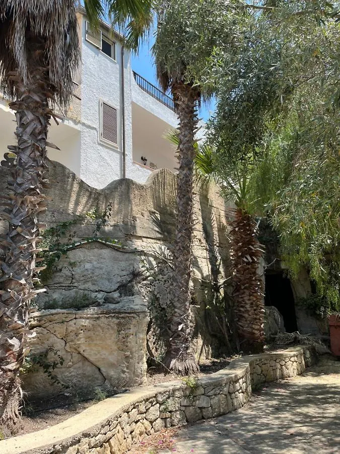 Villa Franca Fontane Bianche Holiday home